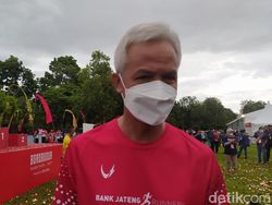 Selamat Hari Ibu dari Ganjar Pranowo: Ibu, Saya Kangen