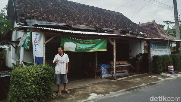Mengunjungi Rumah Masa Kecil Dono Warkop di Klaten