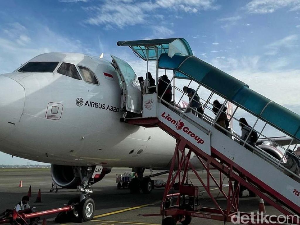 Bandara Soekarno-Hatta Sudah Ramai Lagi, Penerbangan Pulih 70%