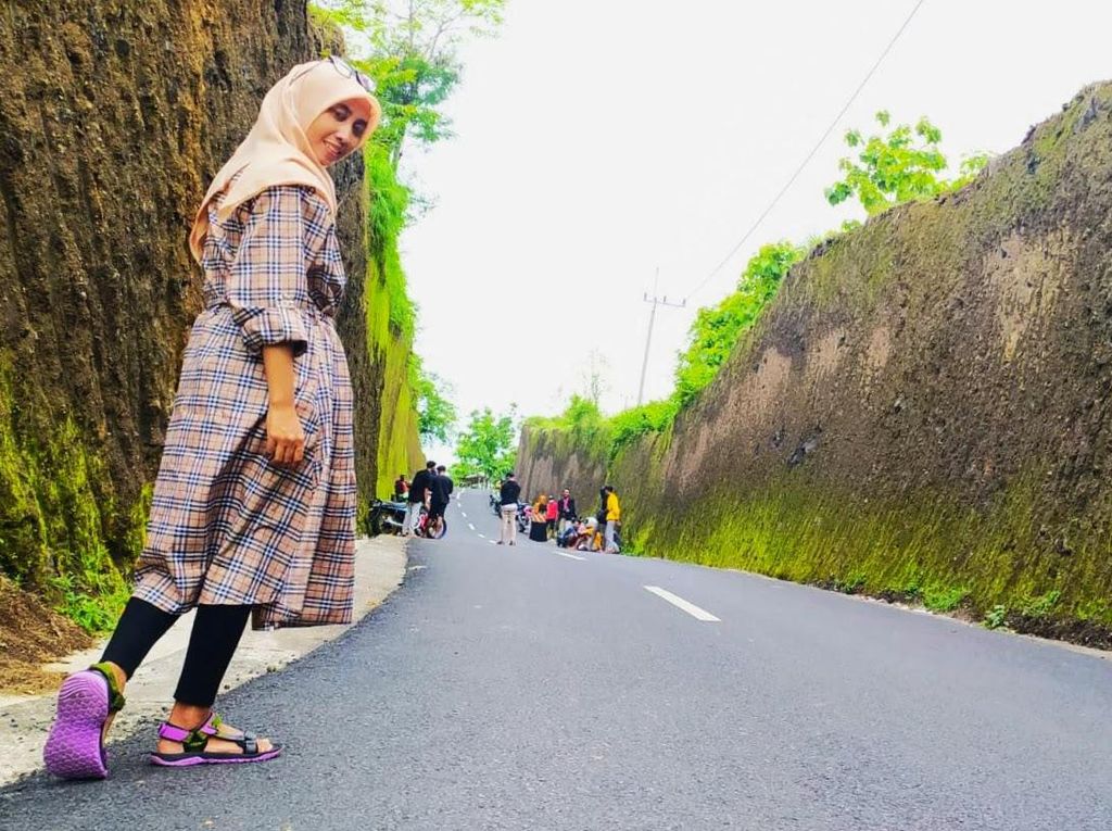 Mendadak Viral, Jalan Desa di Bondowoso Rasa Bali