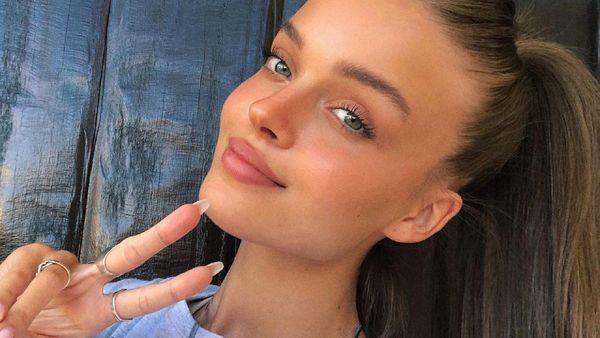 10 Foto Cantiknya Selebgram Paling Berpengaruh di Israel, Mirip Boneka Barbie