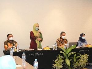 Ketua Dekranasda Optimis Produk Kerajinan IKM Sidoarjo Tembus Pasar Global Ketua Dekranasda Optimis Produk Kerajinan IKM Sidoarjo Tembus Pasar Global