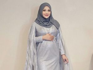 8 Potret Kehamilan Aurel Hermansyah, Sampai Bikin Atta Halilintar Jual Mobil 8 Potret Kehamilan Aurel Hermansyah, Sampai Bikin Atta Halilintar Jual Mobil