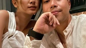 8 Foto Mesra Vidi Aldiano & Sheila Dara dari Pacaran Sampai Lamaran Beradat Jawa