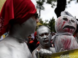 Ngotot Ingin Ditemui Anies, Massa Buruh Ancam Nginap di Balai Kota