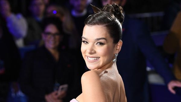 Pesona Hailee Steinfeld, Kandidat Marvel Satu-satunya Buat Kate Bishop