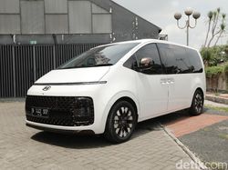 Seberapa Laris Hyundai Staria Si Penjegal Toyota Alphard?