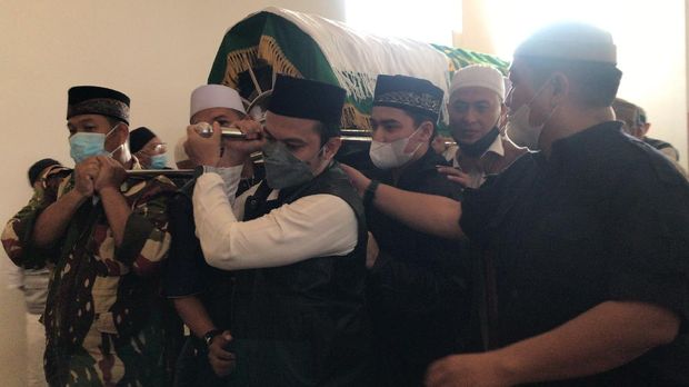 Jenazah Ameer Azzikra