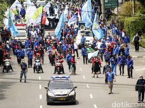10 Perusahaan di Jabar Tak Bayar Upah Sesuai Standar 10 Perusahaan di Jabar Tak Bayar Upah Sesuai Standar