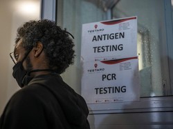 Omicron Mengkhawatirkan, RI Tutup Penerbangan dari Afsel dan Negara Ini