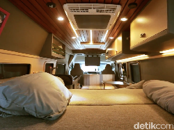 Modal Cuma Rp 300 Jutaan, Toyota HiAce Disulap Jadi Rumah Berjalan Mewah