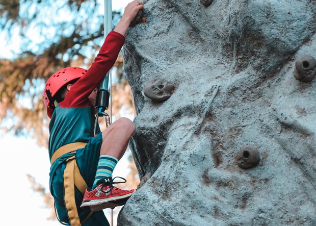 Olahraga rock climbing cocok dilakukan para adrenaline junkie/Foto: Pexels.com/Davyd Bortnik