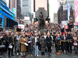 Legenda Broadway Amerika Berpulang, Para Seniman Beri Penghormatan di New York Legenda Broadway Amerika Berpulang, Para Seniman Beri Penghormatan di New York