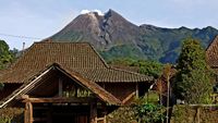 Penampakan Puncak Gunung Merapi yang Menawan Mata Pagi Ini