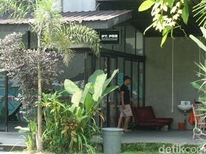 Pelaku Pembakaran Kantor PSS Sleman Ternyata Oknum Suporter! Pelaku Pembakaran Kantor PSS Sleman Ternyata Oknum Suporter!