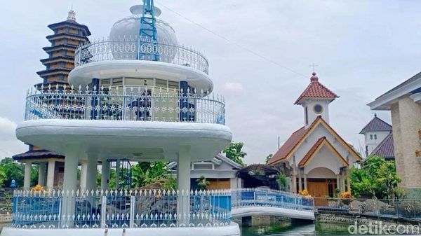 Rumah Megah di Madiun Ini Jadi Wisata Religi Berbagai Agama