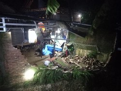 Banjir Bandang di Kudus Terjang 62 Rumah, Ada Dapur-Isinya Terbawa Arus