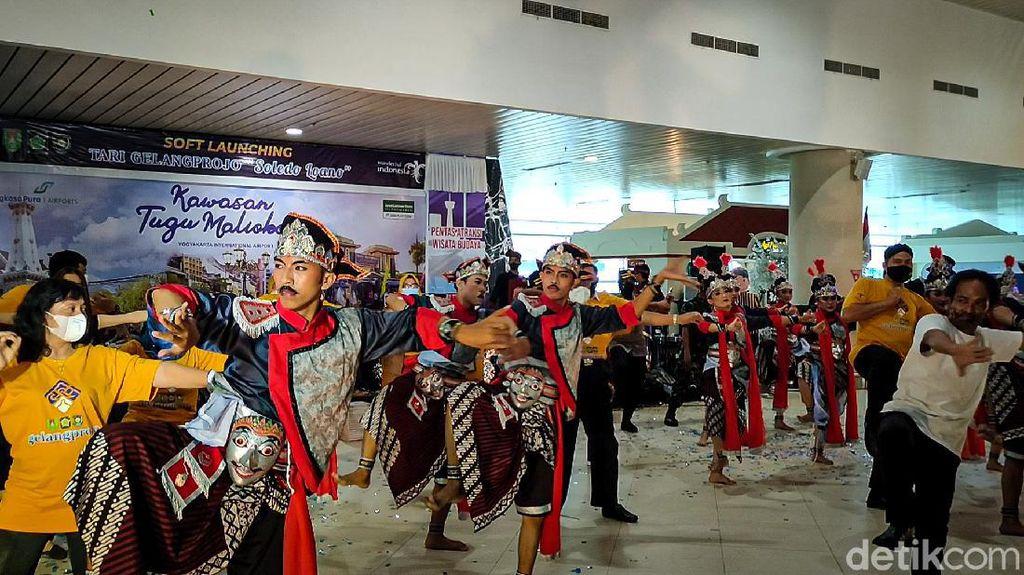 Foto: Tari Gelang Projo, Atraksi Baru di Kawasan Zona Otorita Borobudur Foto: Tari Gelang Projo, Atraksi Baru di Kawasan Zona Otorita Borobudur
