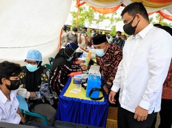 Kebut Vaksinasi, Walkot Medan Targetkan 5.000 Siswa Divaksin/Hari