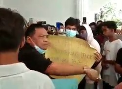Anggota DPRD Ribut-Tantang Pendemo, BKD Persilakan Warga Mengadu
