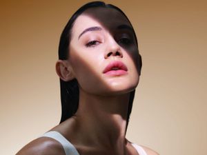 ERHA Tawarkan Perawatan untuk Ciptakan Kontur Wajah Ideal ERHA Tawarkan Perawatan untuk Ciptakan Kontur Wajah Ideal