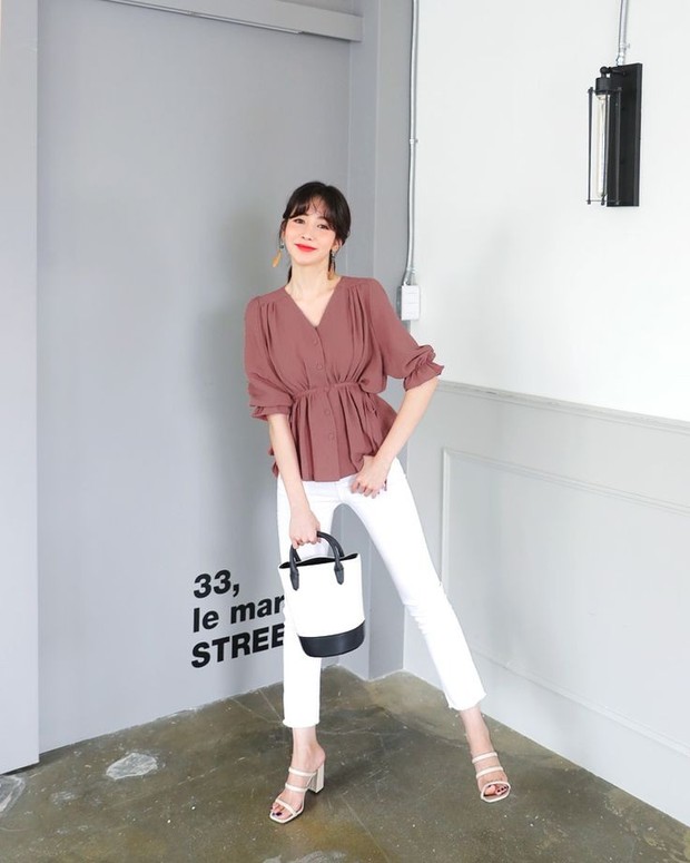 Inspirasi gaya fashion antar jemput anak di sekolah