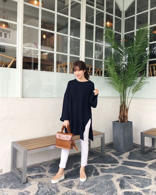 Inspirasi gaya fashion antar jemput anak di sekolah