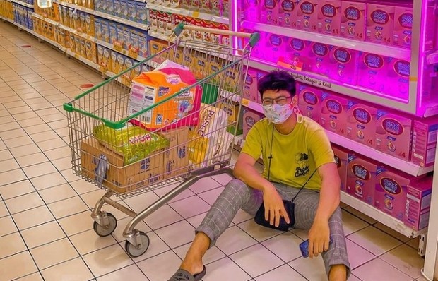 Konten masak diselingi humor membuat orang-orang nggak pernah bosan dengan video Ibra | Foto: instagram/@ibbr__