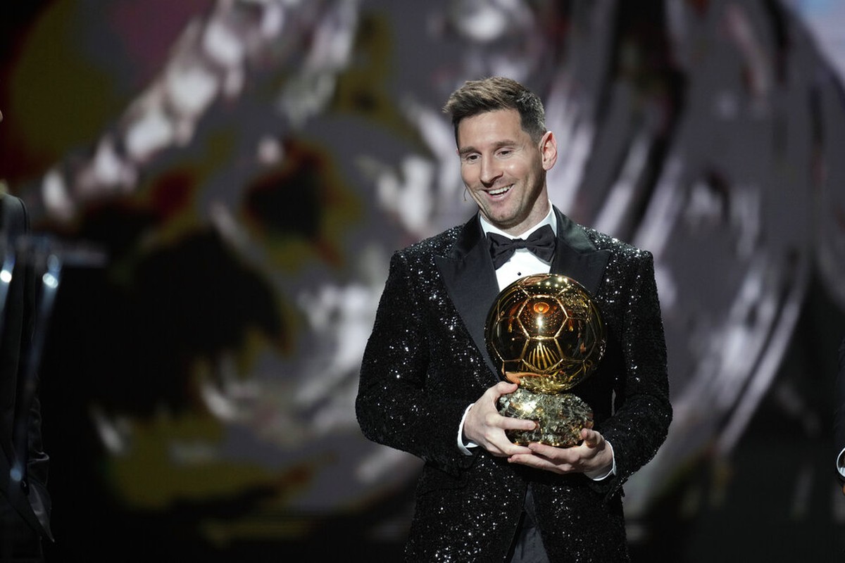 Inikah Pesan Terselubung Messi ke Ronaldo soal 7 Ballon dOr-nya? (AP)
