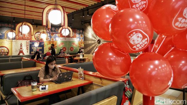 Ingat! Sama Kayak di Warteg, Makan di Restoran Mal Cuma Sejam