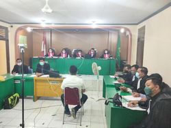 Hakim Cecar Polisi Terdakwa Kasus Sabu di Sumut soal Asal Duit Rp 22 Juta