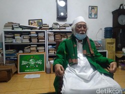 Abuya Muhtadi Imbau Warga Banten Tak Ikut Reuni 212