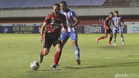 Persiraja makin tenggelam di dasar klasemen dengan lima poin. Laskar Rencong tampaknya sulit untuk bisa terus bertahan di Liga 1.