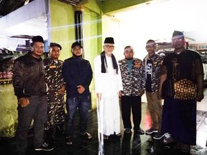 Jelang Muktamar NU, Kediaman Rais Aam PBNU di Surabaya Dijaga Banser Jelang Muktamar NU, Kediaman Rais Aam PBNU di Surabaya Dijaga Banser