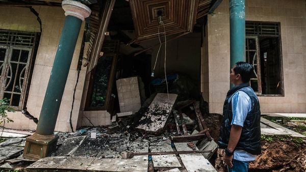 8 Rumah Rusak Gegara Pergerakan Tanah di Lebak