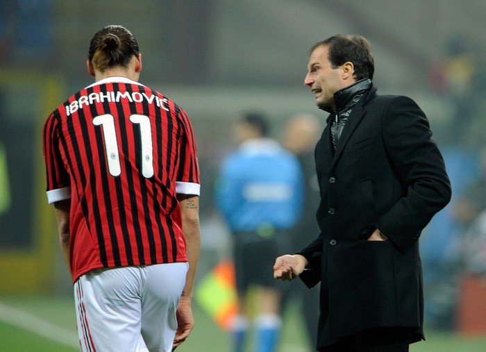 MILAN, ITALY - NOVEMBER 27:  Head coach Massimiliano Allegri and Zlatan Ibrahimovic of AC Milan during the Serie A match between AC Milan v AC Chievo Verona at Stadio Giuseppe Meazza on November 27, 2011 in Milan, Italy.  (Photo by Claudio Villa/Getty Images)