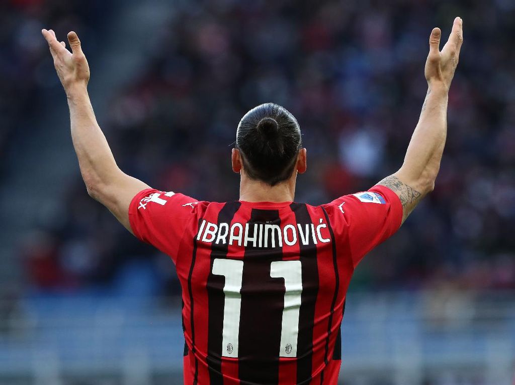 Zlatan Ibrahimovic Pensiun Jika AC Milan Scudetto?