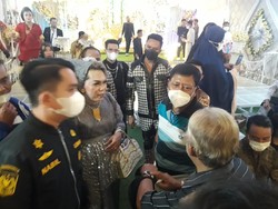 Panitia Bantah Gelar Kontes Waria Pakai Izin Khatam Al-Quran di Sulbar