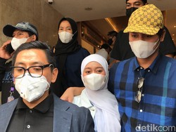 Rizky Billar-Lesti Kejora Serahkan Bukti Ancaman Haters ke Polisi