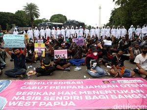 Aliansi Mahasiswa Papua Beraksi di Patung Kuda Jakarta, Ada Apa?
