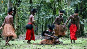 Mengenal Tari Seka, Tarian Asli Suku Kamoro di Papua