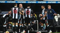 1. Newcastle United jadi yang paling sibuk menghadapi jadwal super-padat. Toon Army cuma punya rentang 138 jam antara kick-off laga pertama sampai laga ketiga di periode akhir 2021. Foto: Getty Images/Stu Forster