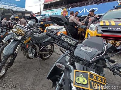 Pasca Bentrok Suporter Bola, Polisi Berjaga di Jalan Adisutjipto Jogja