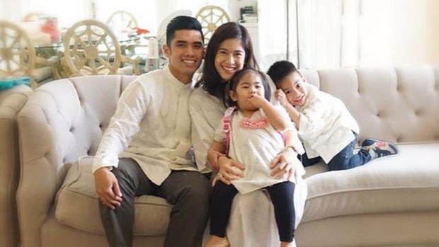 Potret keluarga Dian dan Indraguna/Foto: Instagram.com/therealdisastr