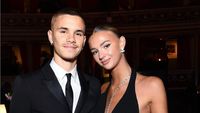 8 Potret Mesra Romeo Beckham dan Pacar yang Baru Go Public di Karpet Merah