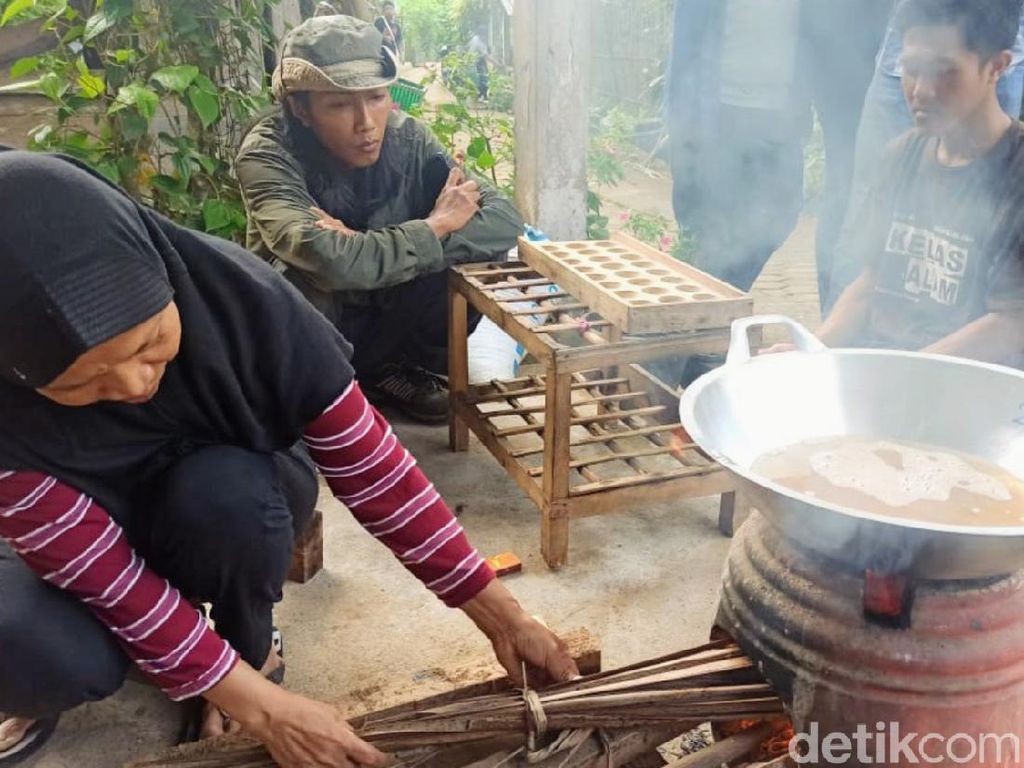 Gali Potensi Wisata, Purworejo Buka Sekolah Gula Jawa di Bukit Menoreh