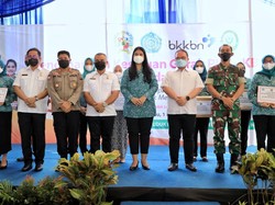 Terima 200 Timbangan Bayi dari Kadin, Kahiyang Akan Gunakan Cegah Stunting