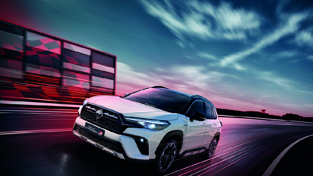 Toyota Corolla Cross GR Sport Lebih Sporty, Harga Rp 500 Jutaan Toyota Corolla Cross GR Sport Lebih Sporty, Harga Rp 500 Jutaan