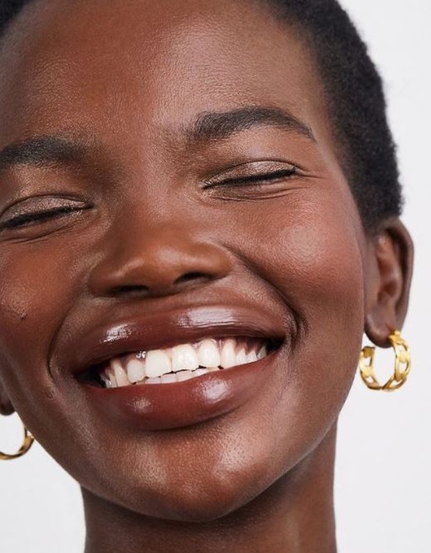 trend makeup/ Foto: Instagram.com/bobbybrown trend makeup/