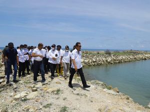 Trenggono Ingin Pusat Perikanan NTT Jadi Lokasi Wisata